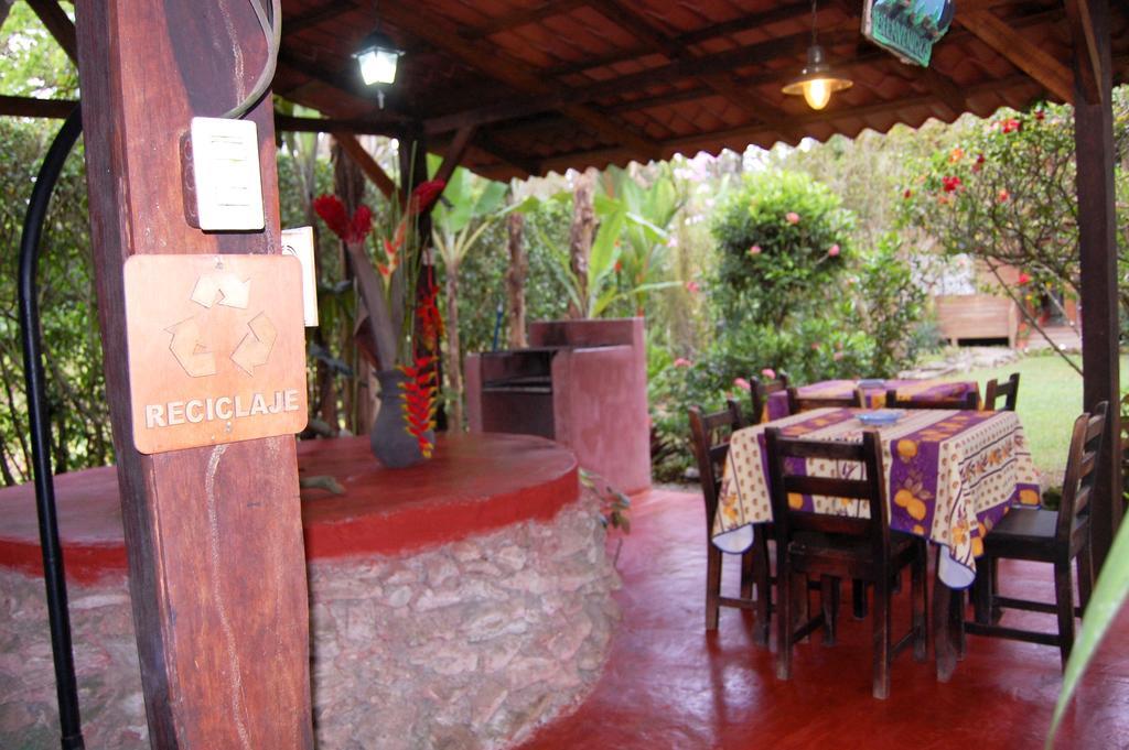 Casa Marcellino Lodge Cahuita Exteriör bild